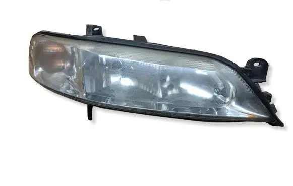 Opel Vectra B Headlight/headlamp 90586845 67743040