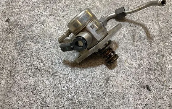 Opel Grandland X Fuel injection high pressure pump 9812133780 GFF223