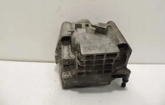 Ford Mondeo MK V Engine mount bracket 9804498180