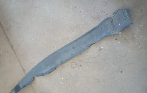 Lexus GS 300 350 430 450H Fender foam support/seal 