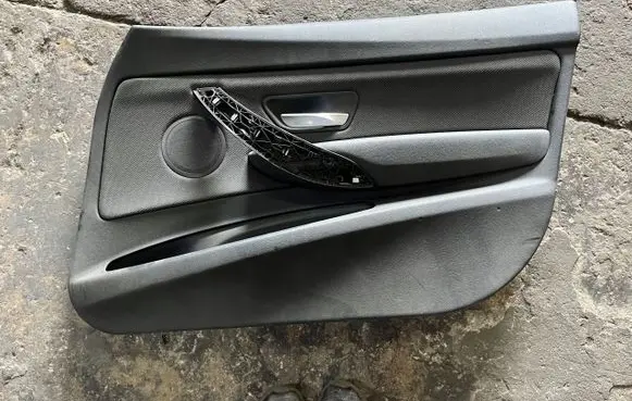 BMW 3 GT F34 Front door card panel trim braknumeruczci