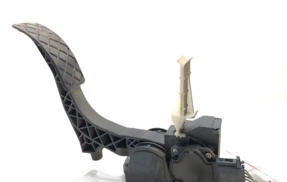 Volkswagen Golf IV Accelerator throttle pedal 1J1721503K