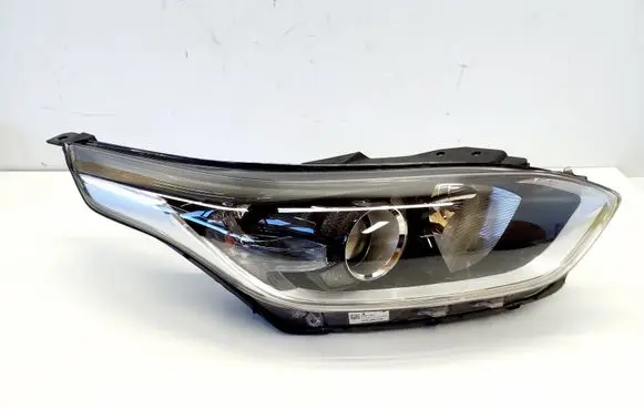 KIA Ceed Headlight/headlamp 92102J7060