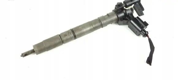 Audi A4 S4 B6 8E 8H Fuel injector 03L130277
