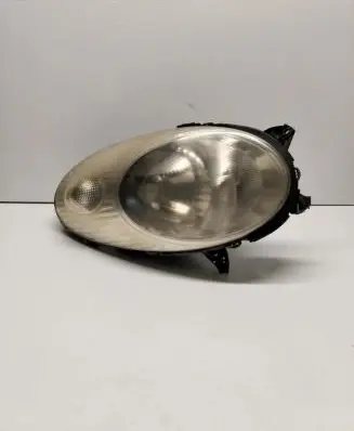Nissan Micra Headlight/headlamp 26010AX700 89007102
