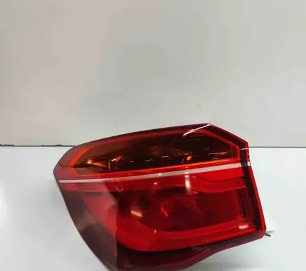 BMW X1 F48 F49 Rear/tail lights 7350715