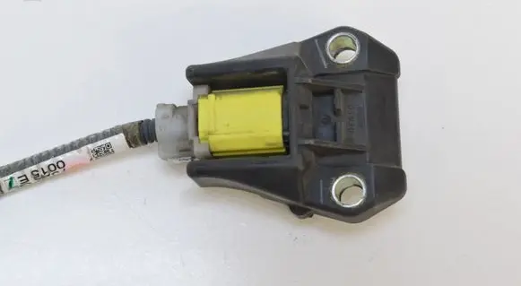 Lexus GS 300 350 430 450H Airbag deployment crash/impact sensor 8917345050