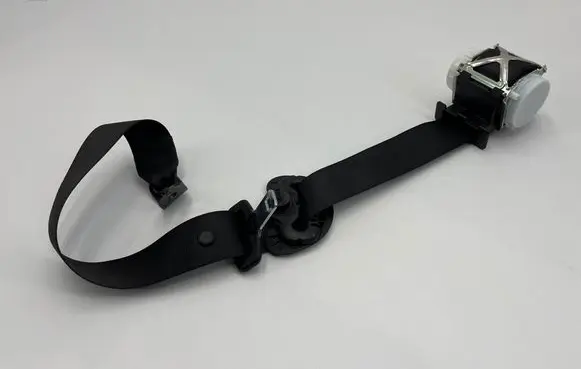 BMW 4 F32 F33 Rear seatbelt 7265809