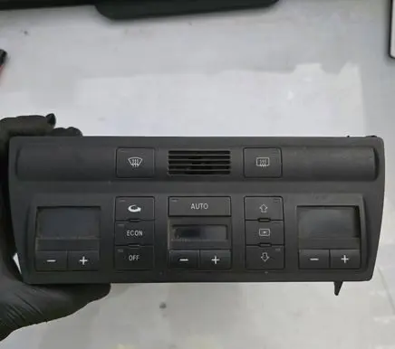 Audi A6 S6 C5 4B Climate control unit 4B0820043H D640000 5HB00760417