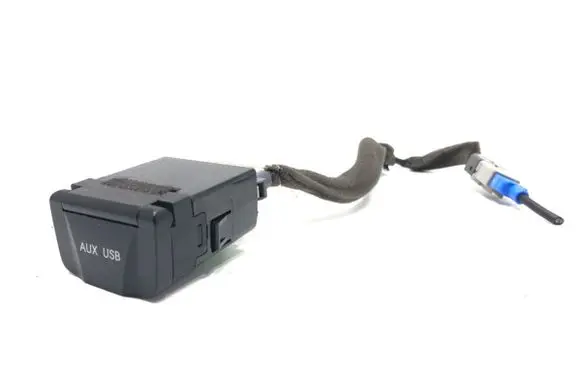 Hyundai Santa Fe USB socket connector 96120-2W601
