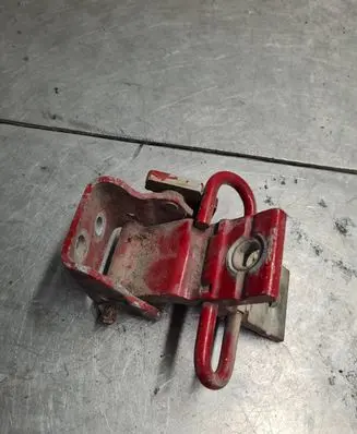 Rear door hinge set