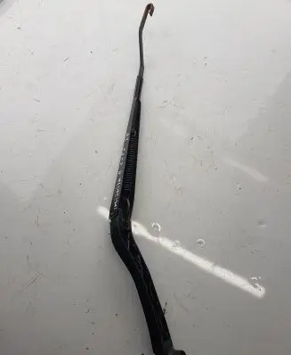 Opel Insignia A Windshield/front glass wiper blade 13227398