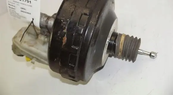 Opel Insignia A Master brake cylinder 13228187