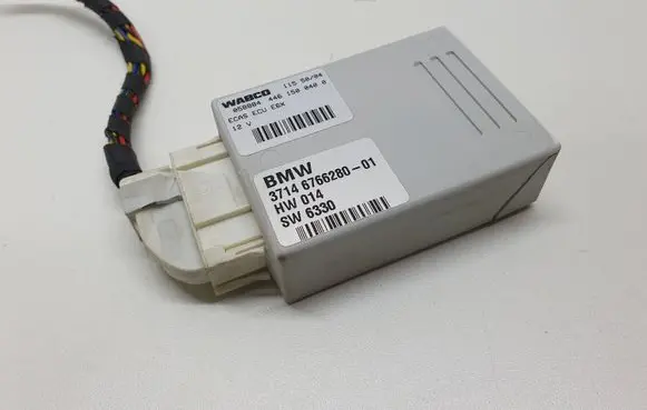 BMW 5 E60 E61 Air suspension control unit module (rear) 6766280 37146766280 3714676628001