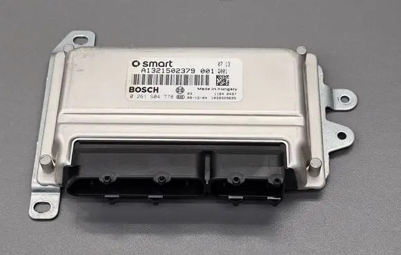 Smart ForTwo II Engine control unit/module A1321502379 0261S04778 1039S29695