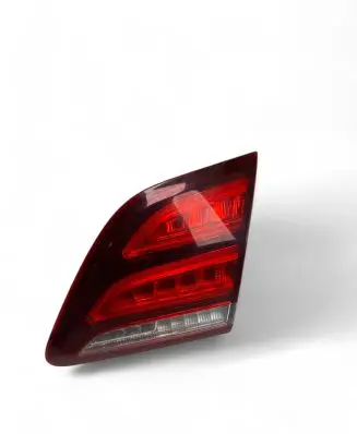 Tailgate rear/tail lights