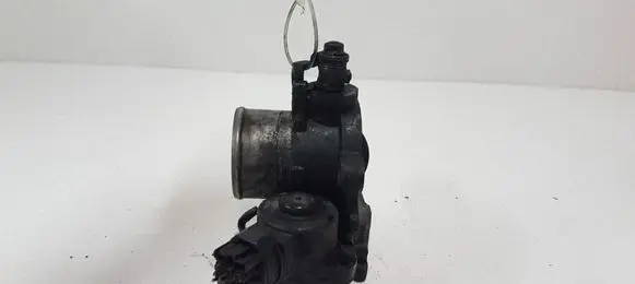 Toyota Avensis Verso Throttle valve 8967221020