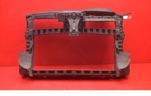 Volkswagen Golf V Front bodywork piece 5K0805588