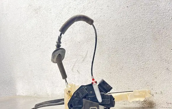 Ford Edge II Front door lock A052111 FT4BR21979 104916