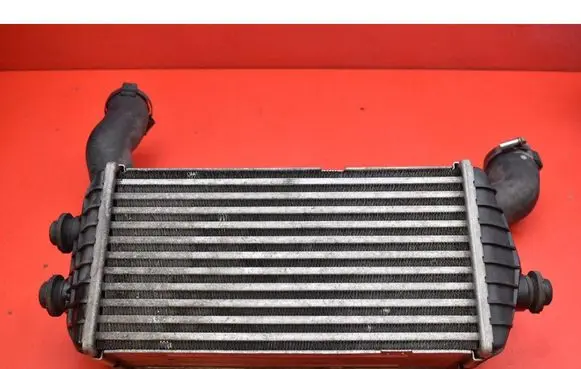 KIA Ceed Intercooler radiator 28270-2A570