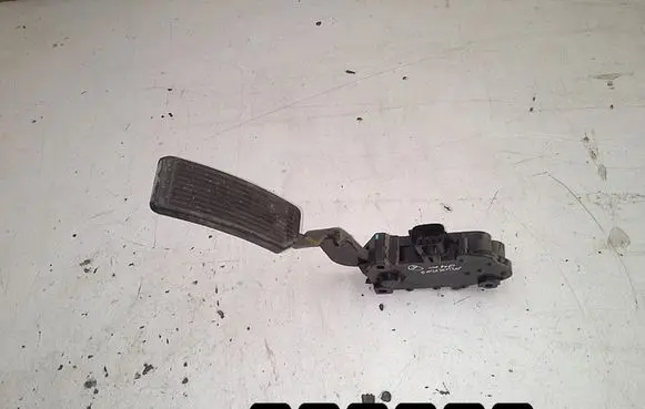 Nissan Murano Z50 Accelerator throttle pedal 18002ca000