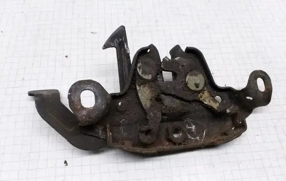 Nissan Almera Engine bonnet/hood lock/catch