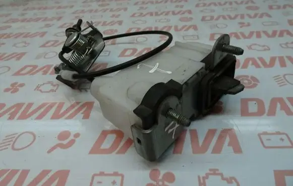 Mazda 5 Sliding door lock 