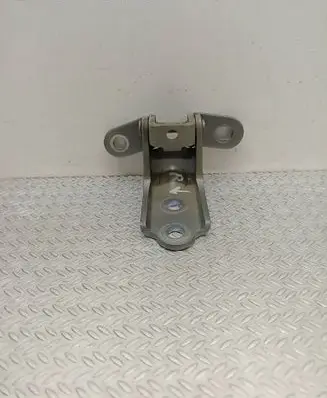 Hyundai Tucson TL Front door lower hinge 