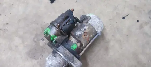 Toyota Avensis T250 Starter motor 281000G040