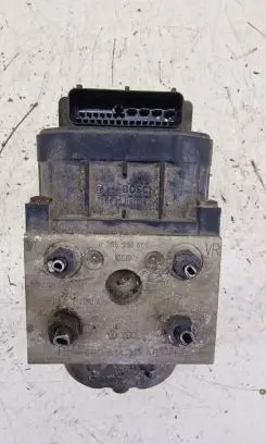 Volkswagen PASSAT B5 ABS Pump 8E0614111AB