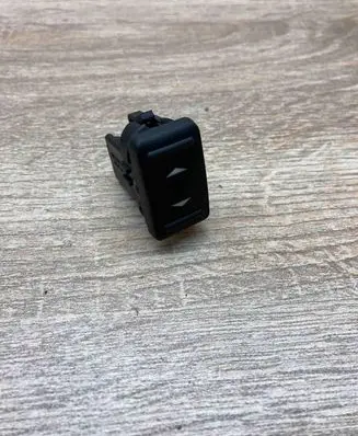 Ford Focus Electric window control switch 7M5T14529AA 03168720