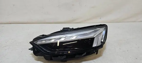 Audi A5 Headlight/headlamp 8W6941039