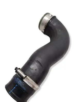 Volkswagen PASSAT B6 Intercooler hose/pipe 1K0145762DS 21278R0035