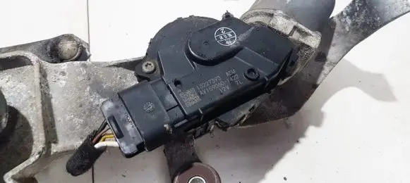 Opel Insignia A Wiper motor 13227393 AV159060-1422