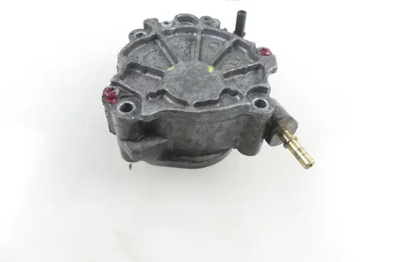 Mitsubishi Outlander Vacuum pump D1711B