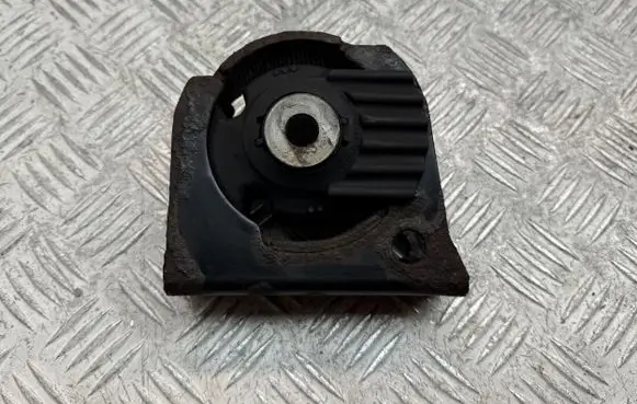 Toyota Verso Engine mount bracket 123610R050 00F4910808