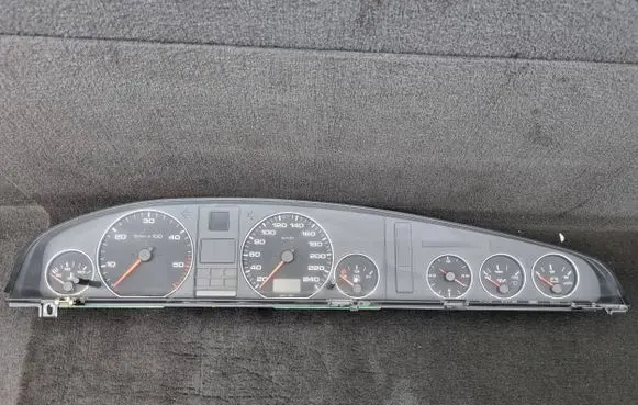 Audi A6 S6 C4 4A Speedometer (instrument cluster) 4A1919850EX