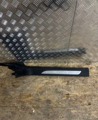 Porsche Macan (95B) Front sill trim cover 95B863483 201406