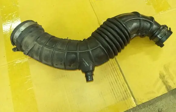 Renault Scenic III - Grand scenic III Air intake hose/pipe 8200750731
