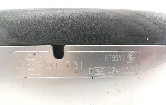 Nissan Micra Front door electric wing mirror 011031