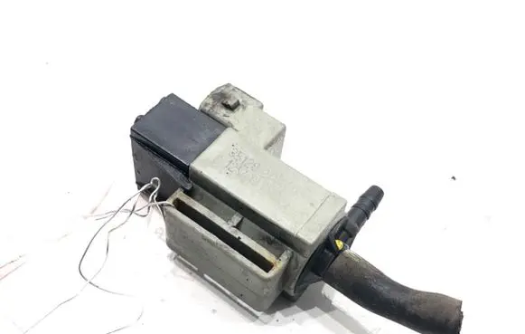 Hyundai i40 Fuel pressure regulator 