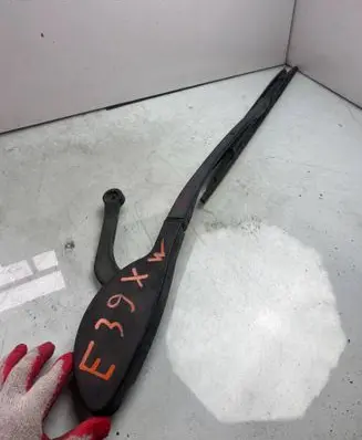 BMW 5 E39 Front wiper blade arm 6543