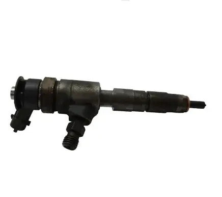 Ford Fiesta Fuel injector 0445110339 F28FF870689