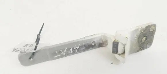 Nissan NV200 Tailgate/trunk/boot hinge