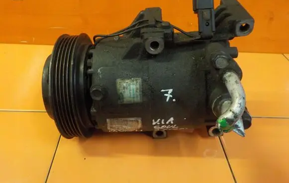 KIA Soul Air conditioning (A/C) compressor (pump) F500FG8CA07 D4FB
