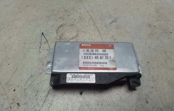 Audi A4 S4 B5 8D Engine control unit/module 4D0907379D 0265108005