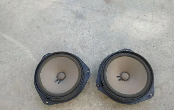 Ford Ka Front door speaker
