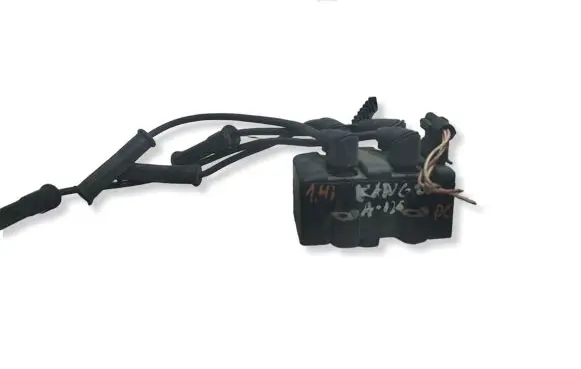 Renault Kangoo I High voltage ignition coil 7700873701 7700274008
