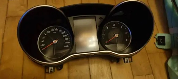 Mercedes-Benz Vito Viano W447 Speedometer (instrument cluster) A4479006516 ZGS001Q01 A4479026608