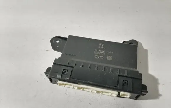 Lexus RX 450H Other control units/modules 8865048F70